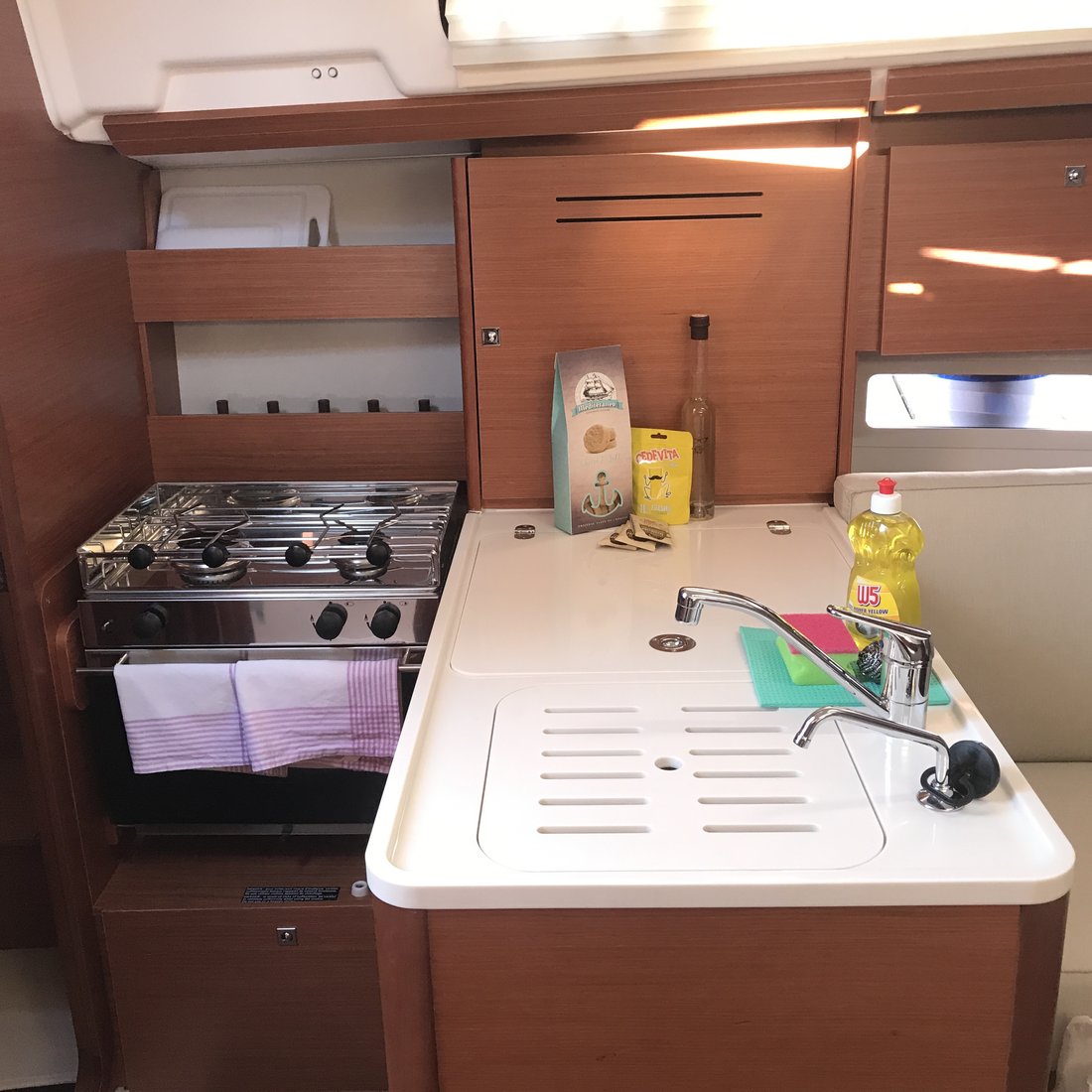 Dufour 310 GL — photo 10