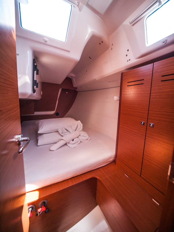 Dufour 350 GL — photo 18
