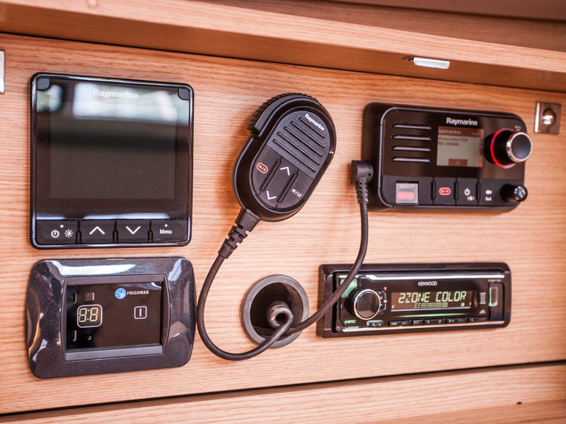 Dufour 460 GL — photo 12