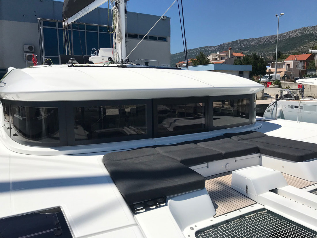 Lagoon 50 - 6 + 1 cab. — photo 12