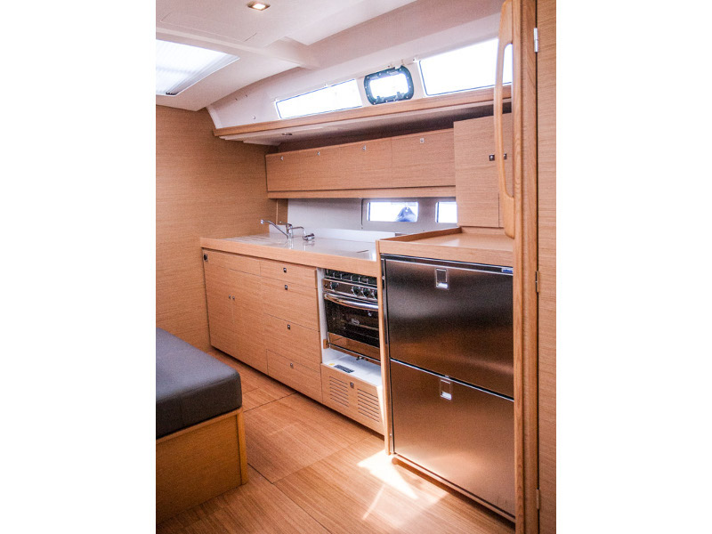 Dufour 460 GL — photo 8