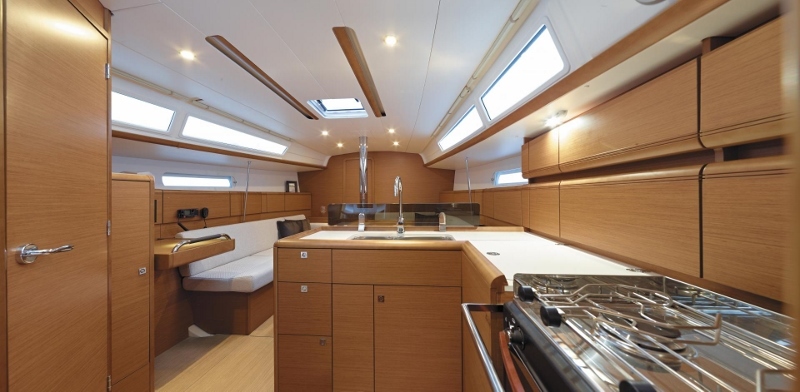 Sun Odyssey 389 (2R) — photo 5