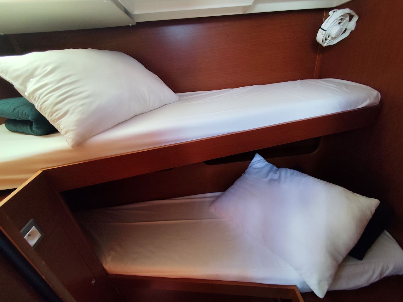 Oceanis 51.1 - 5 + 1 cab. — photo 15