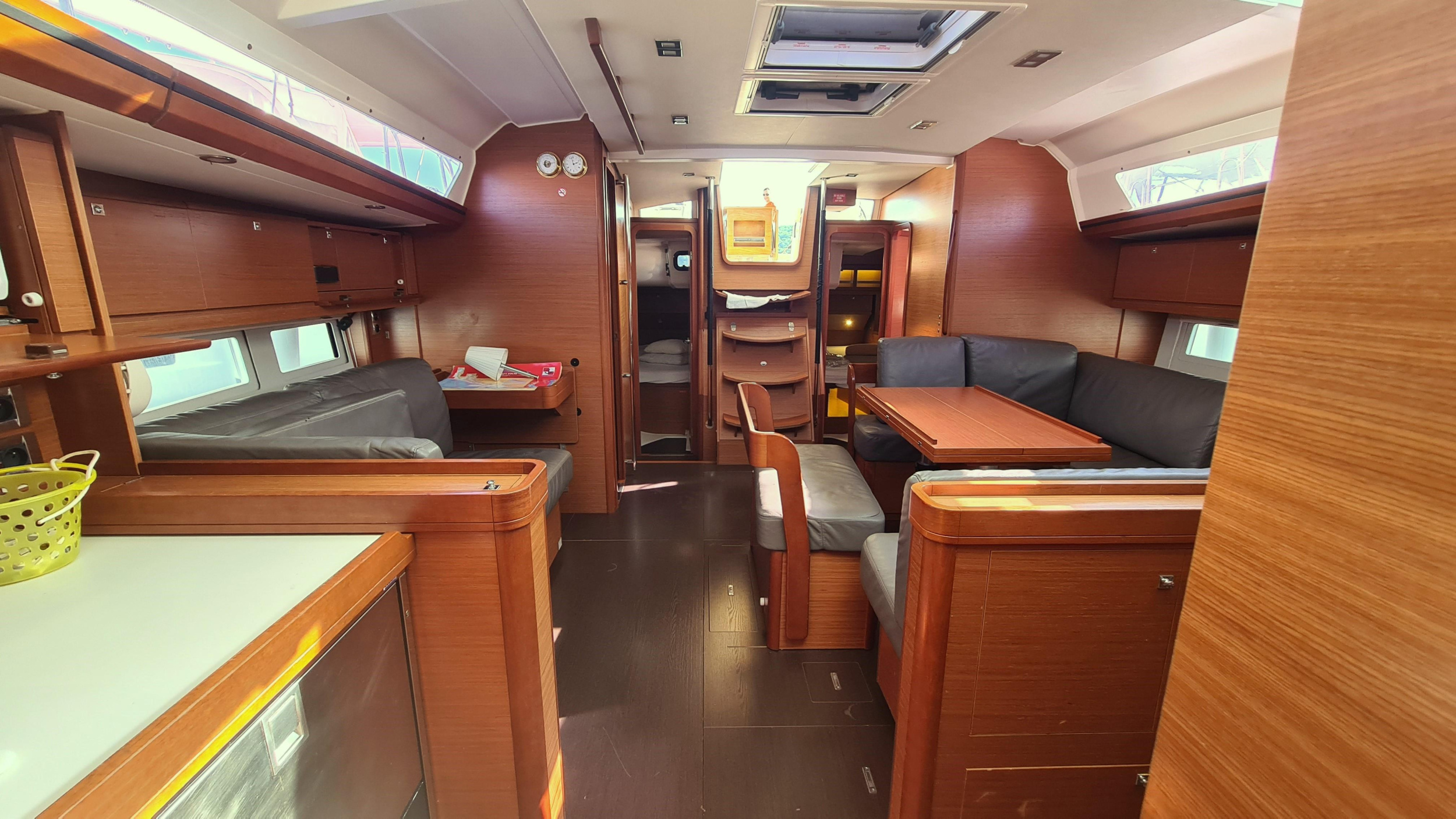 Dufour 520 GL — photo 7