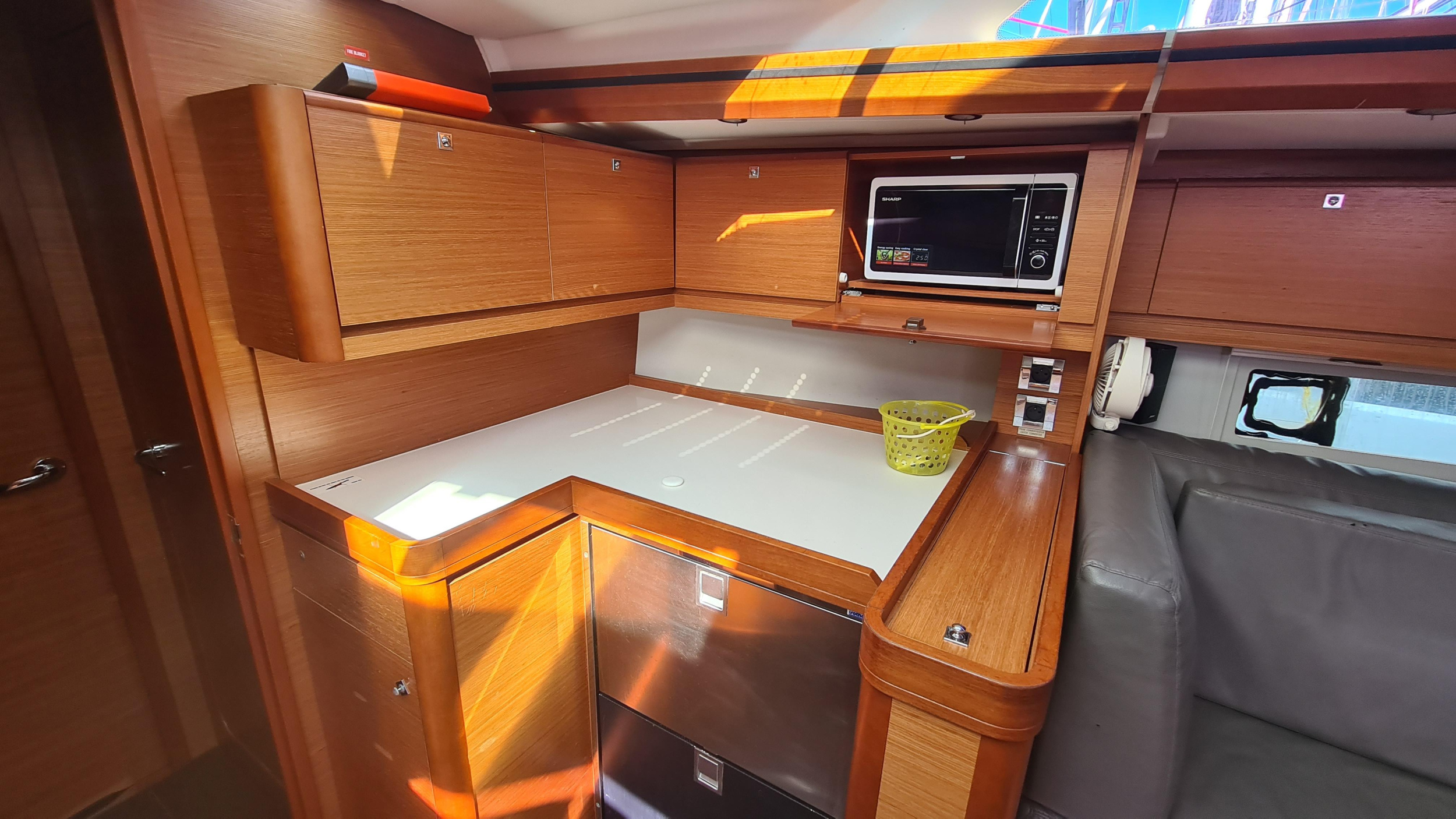 Dufour 520 GL — photo 11