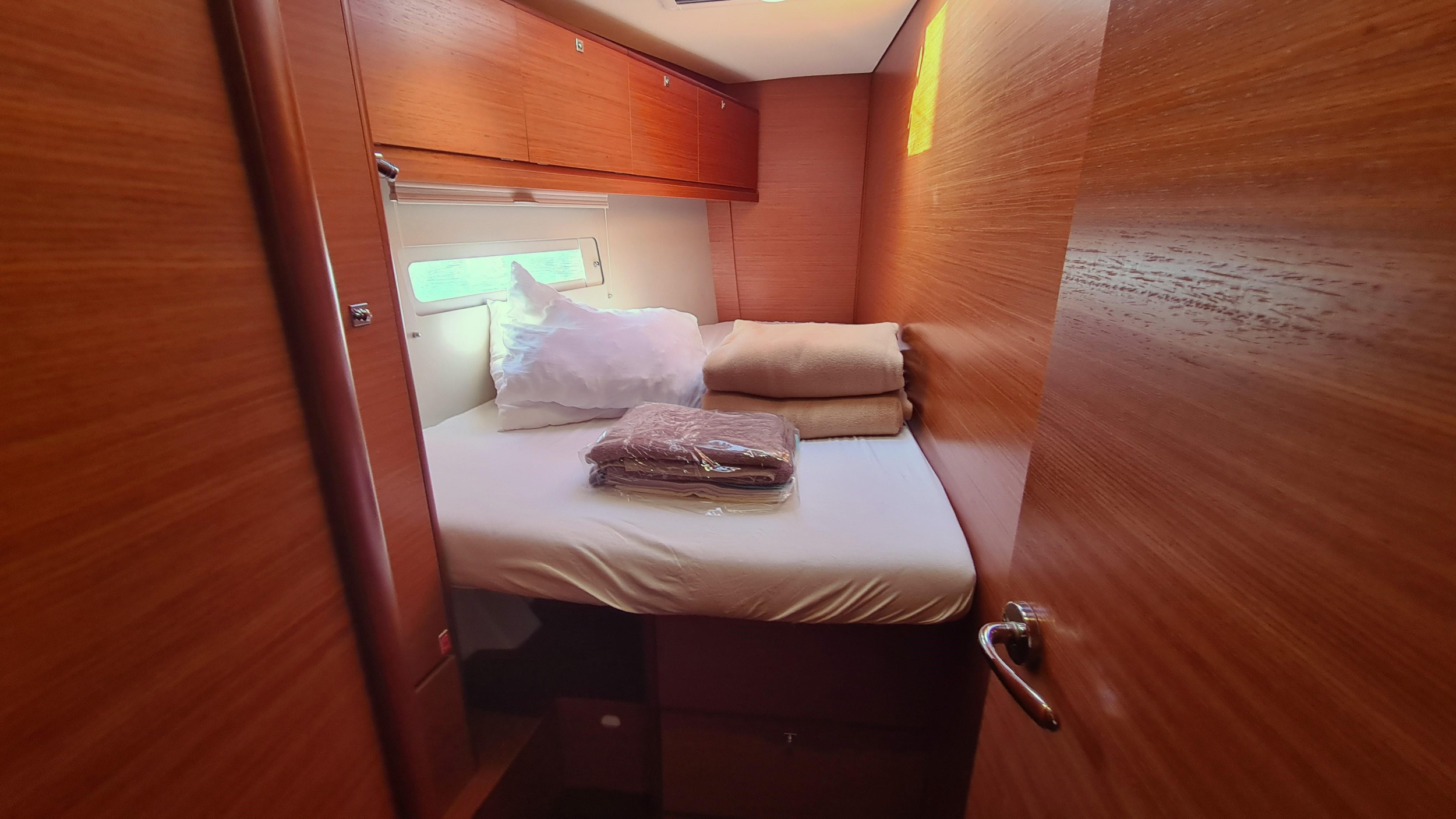 Dufour 520 GL — photo 13