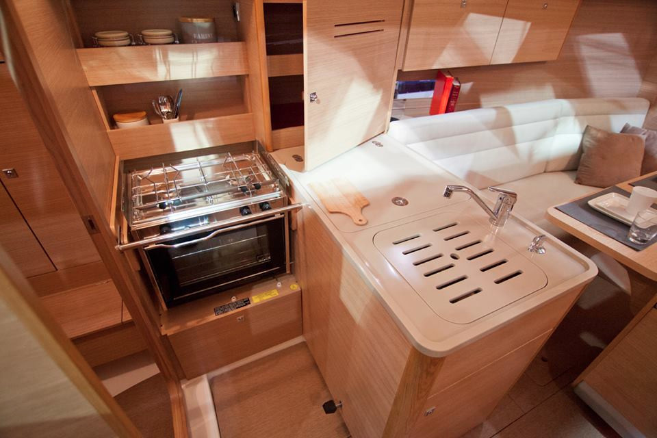 Dufour 310 GL — photo 3