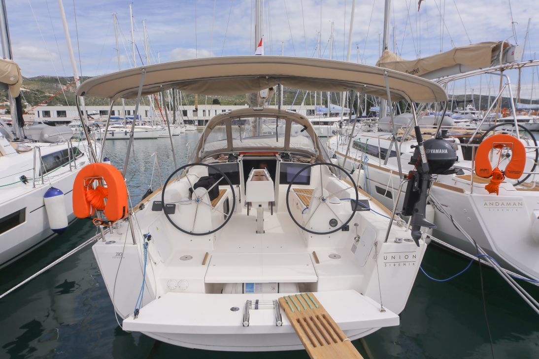 Dufour 310 GL — photo 1