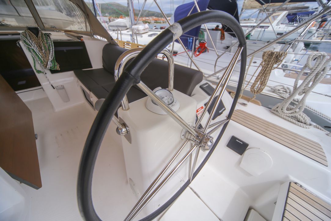 Dufour 460 GL — photo 6