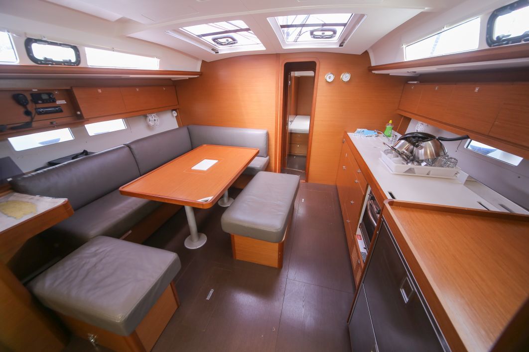 Dufour 460 GL — photo 11