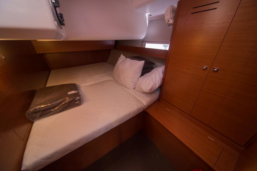 Dufour 460 GL — photo 8