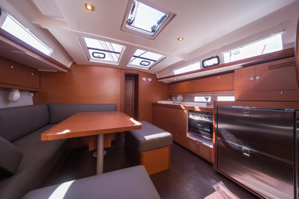 Dufour 460 GL — photo 14