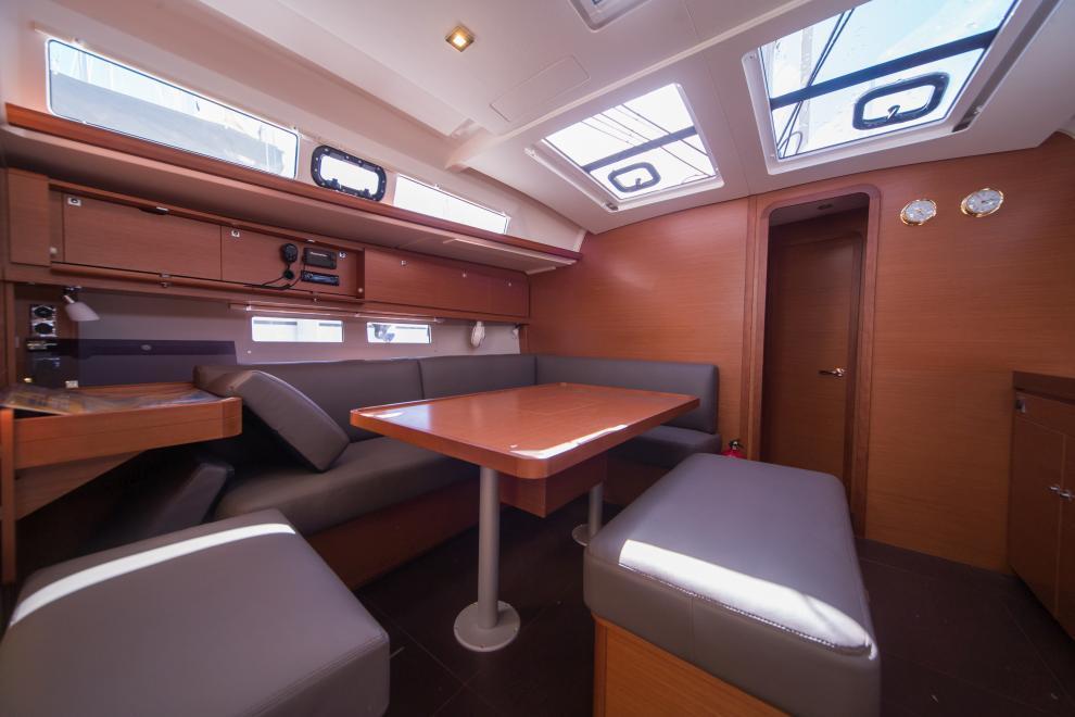Dufour 460 GL — photo 15