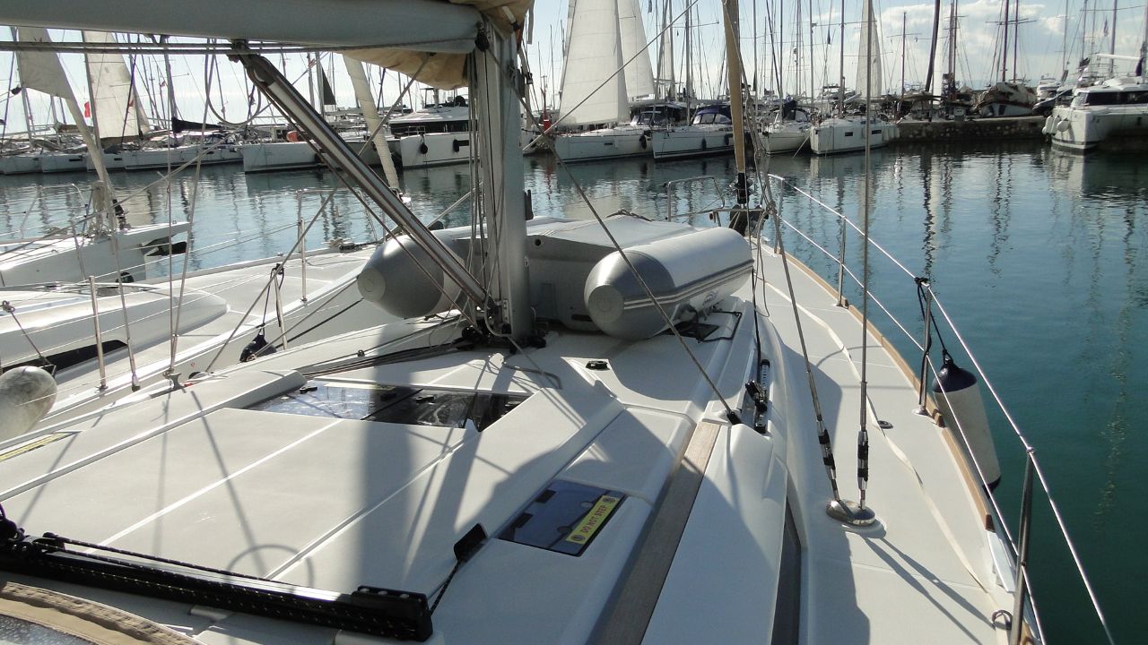 Sun Odyssey 479 - 4 cab. — photo 4
