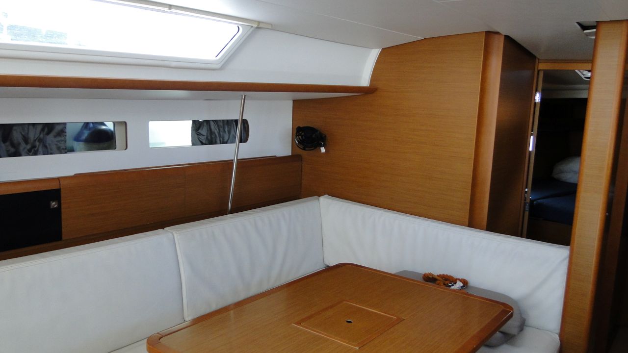 Sun Odyssey 479 - 4 cab. — photo 8