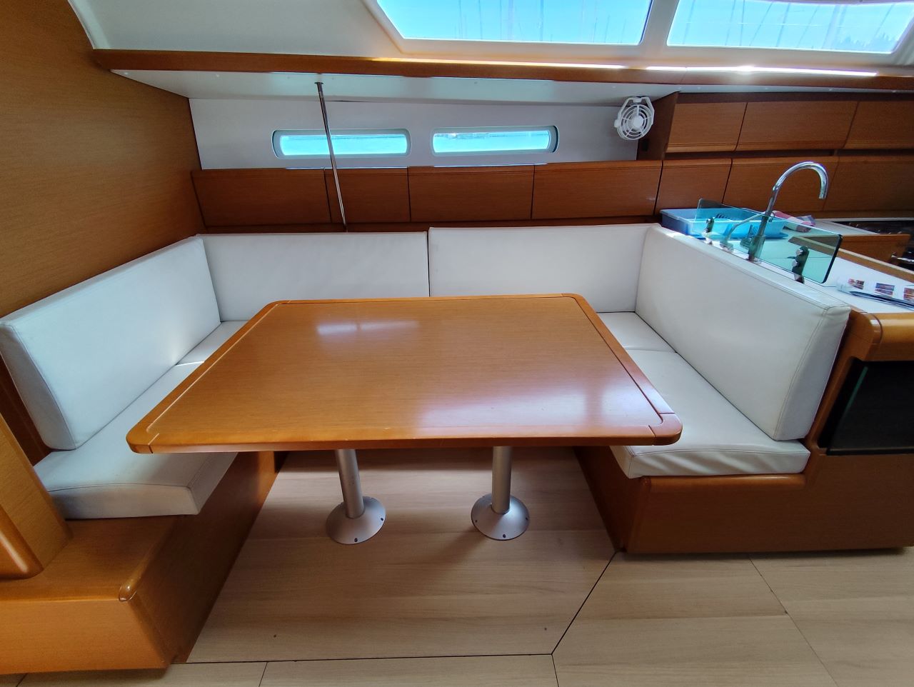 Sun Odyssey 449 — photo 9