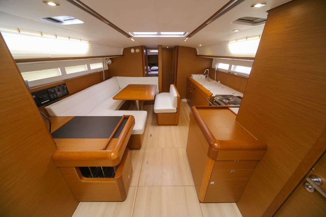 Sun Odyssey 519 - 5 + 1 cab. — photo 6