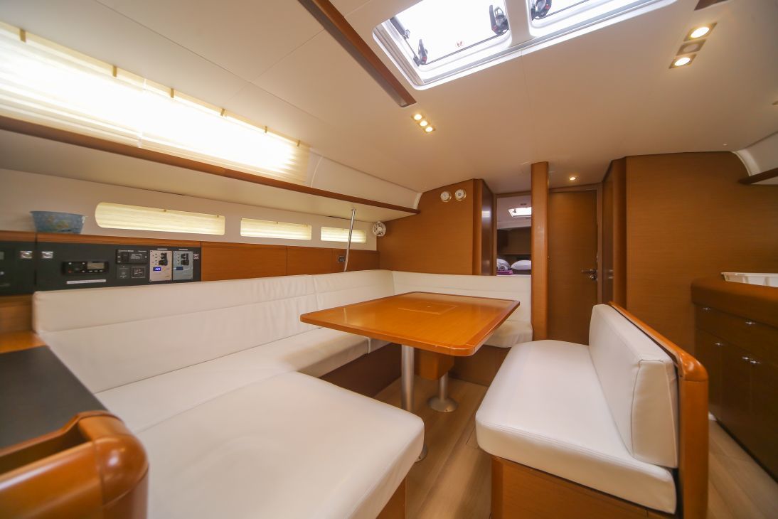 Sun Odyssey 519 - 5 + 1 cab. — photo 10
