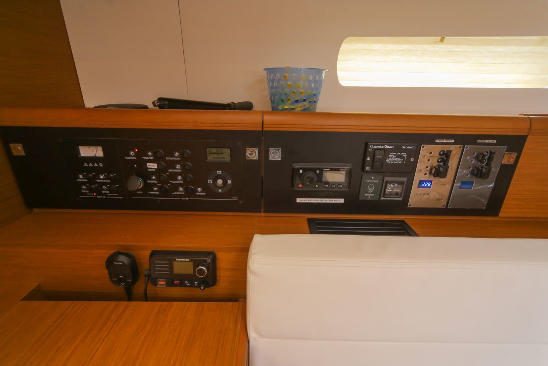 Sun Odyssey 519 - 5 + 1 cab. — photo 12