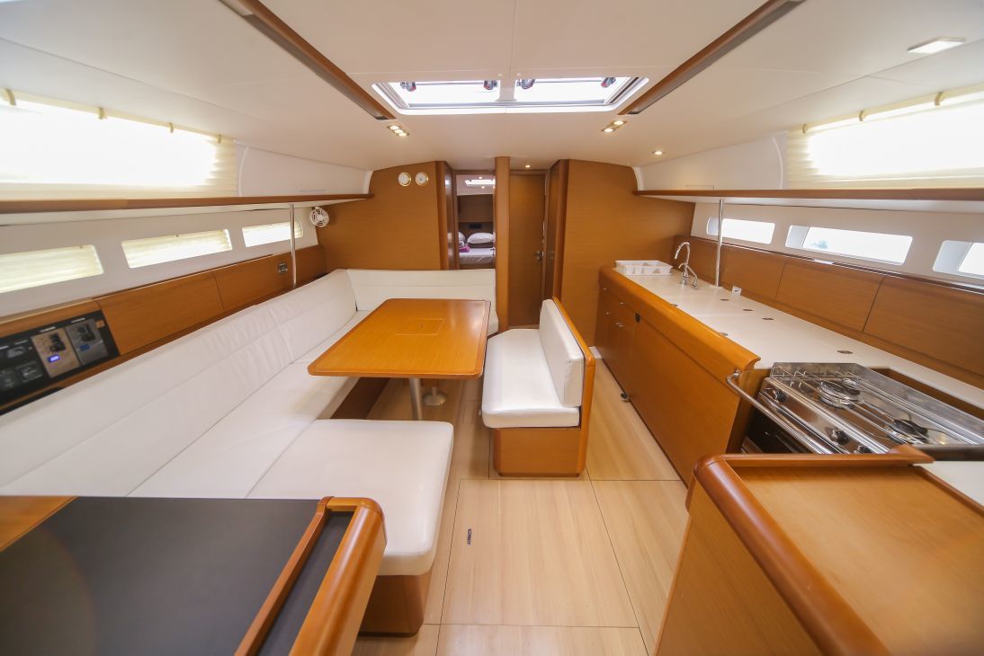 Sun Odyssey 519 - 5 + 1 cab. — photo 18