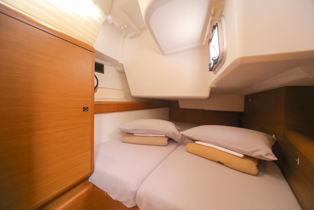 Sun Odyssey 519 - 5 + 1 cab. — photo 14