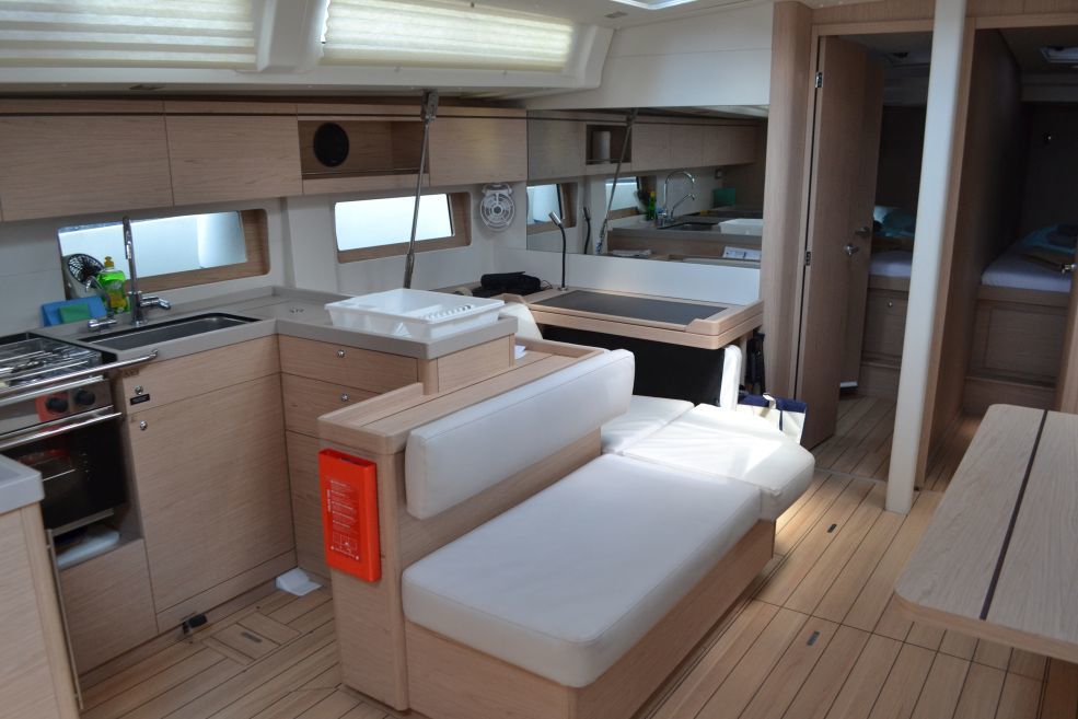 Oceanis 51.1 - 5 + 1 cab. — photo 5