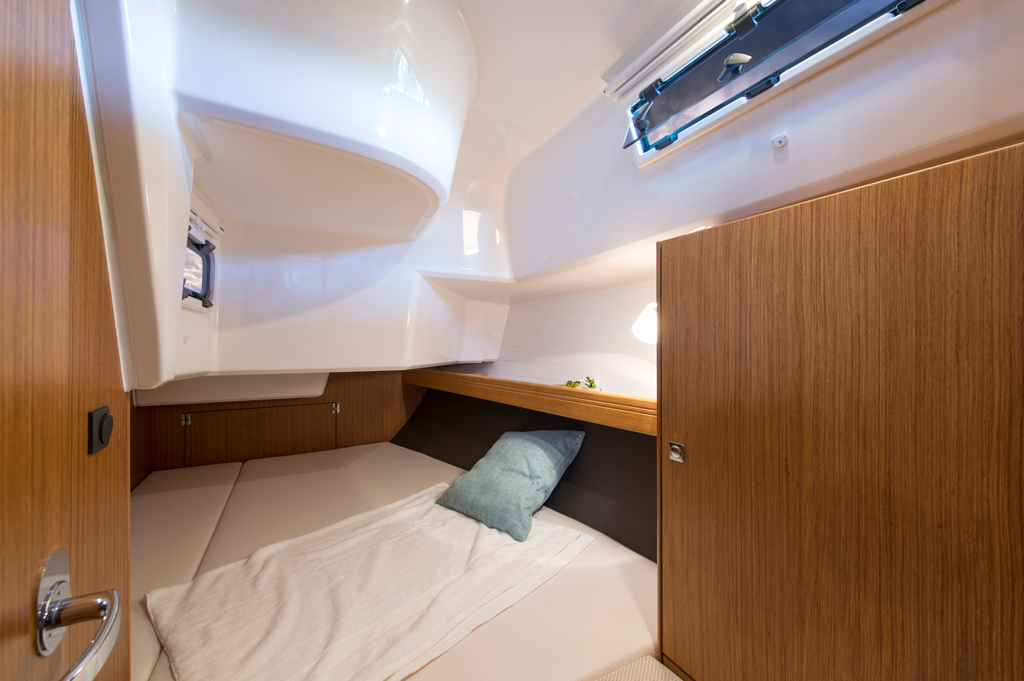 Bavaria Cruiser 37 - 3 cab. — photo 8