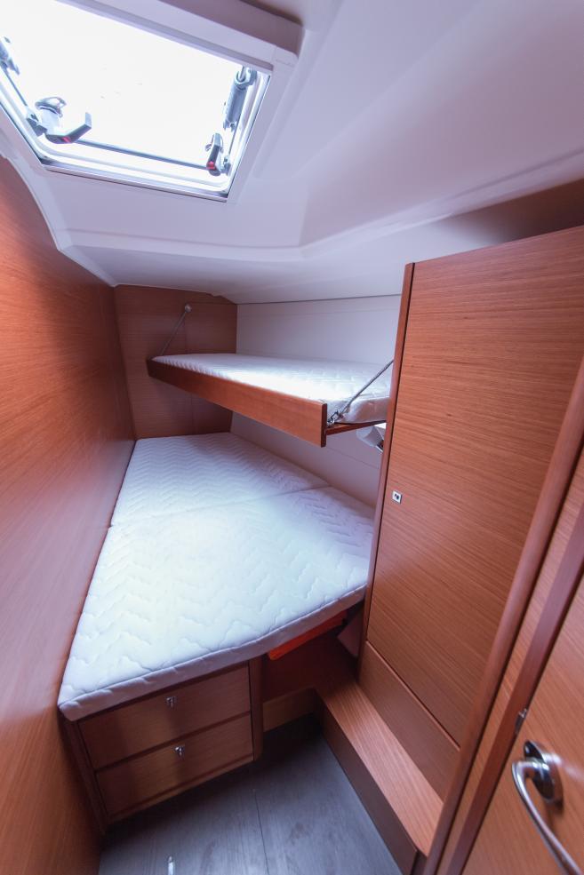 Dufour 460 GL — photo 8