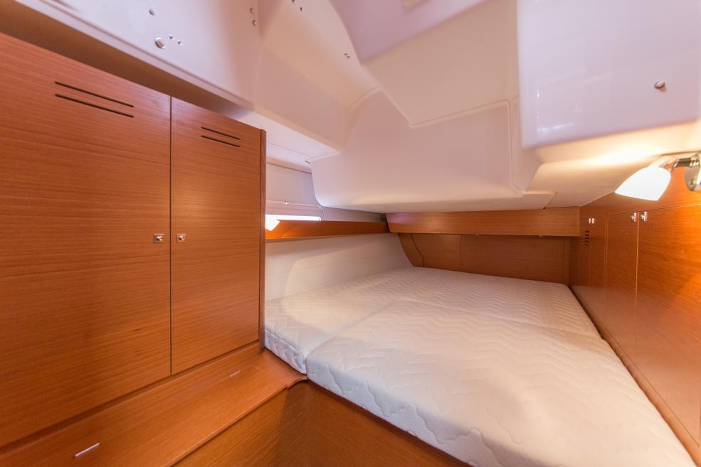 Dufour 460 GL — photo 10