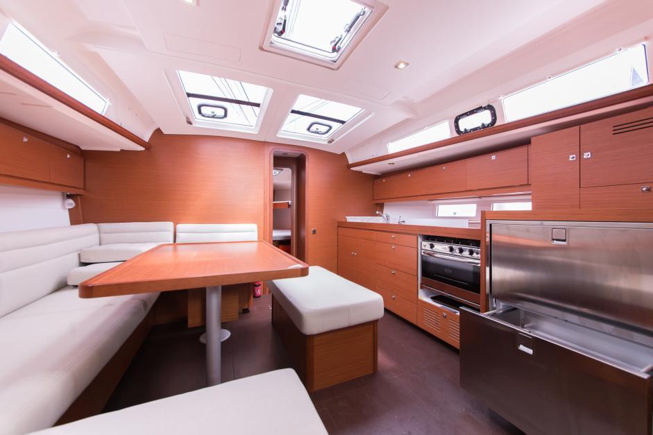 Dufour 460 GL — photo 14