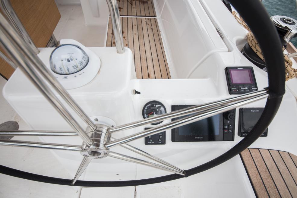 Dufour 460 GL — photo 20