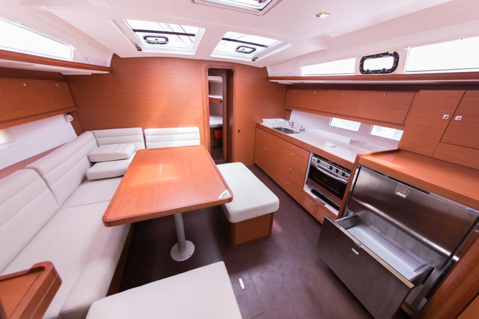 Dufour 460 GL — photo 21