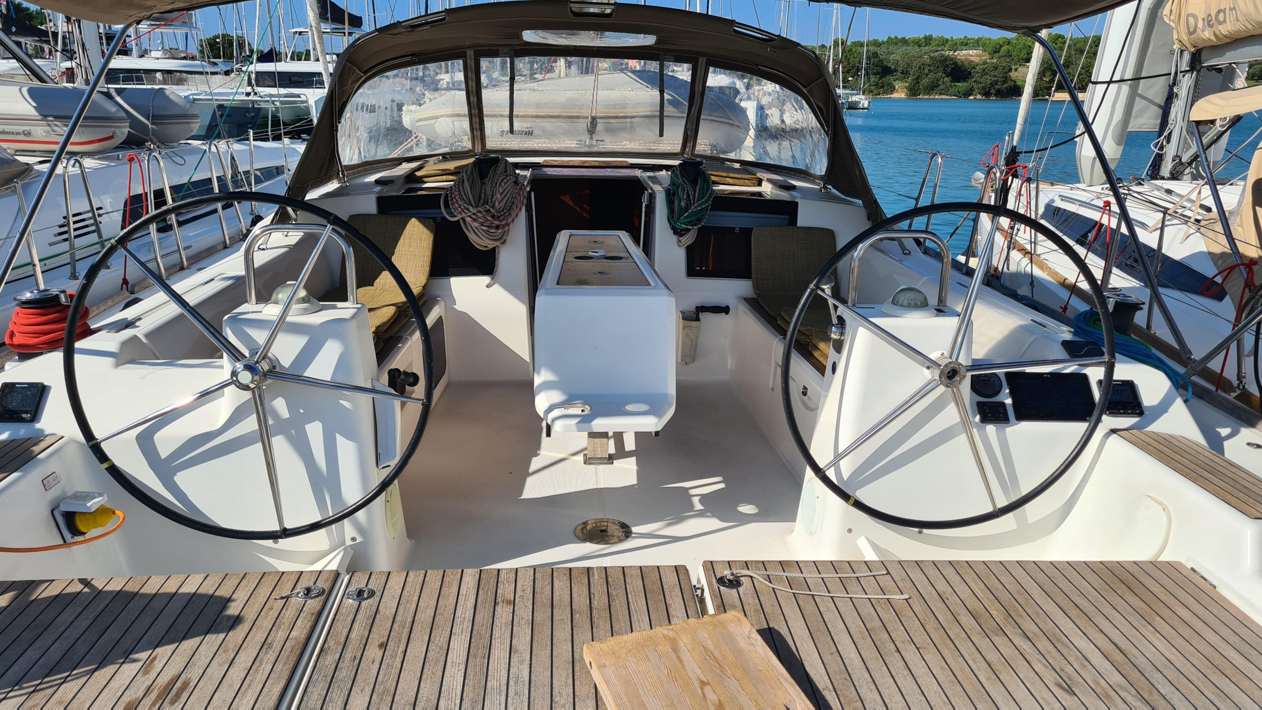 Dufour 460 GL — photo 8