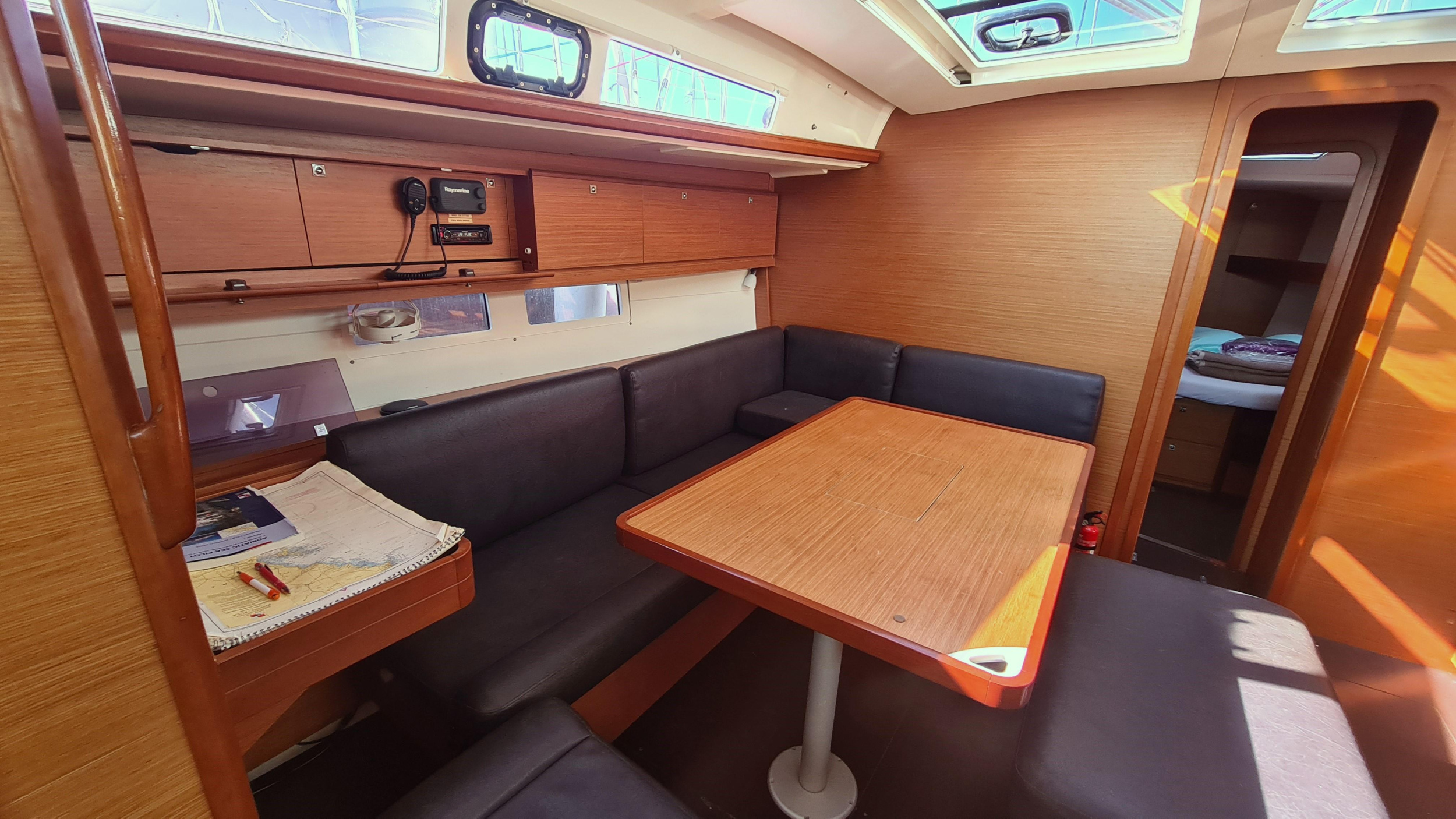 Dufour 460 GL — photo 10