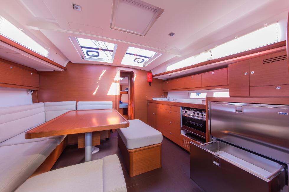 Dufour 460 GL — photo 3