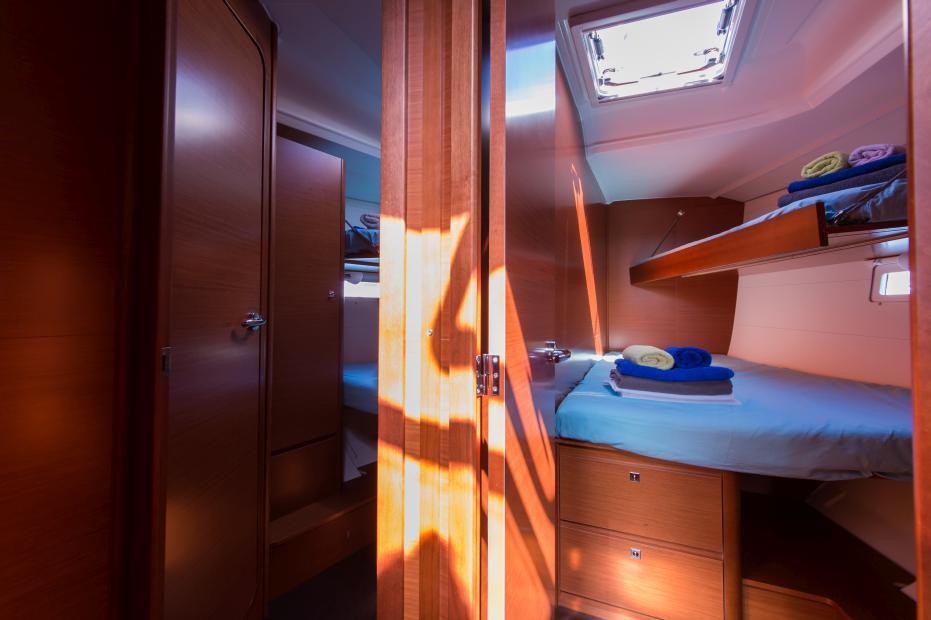 Dufour 460 GL — photo 14