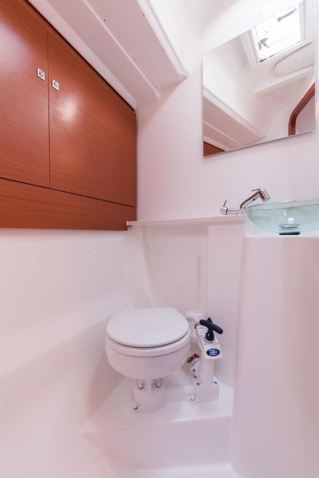Dufour 460 GL — photo 16
