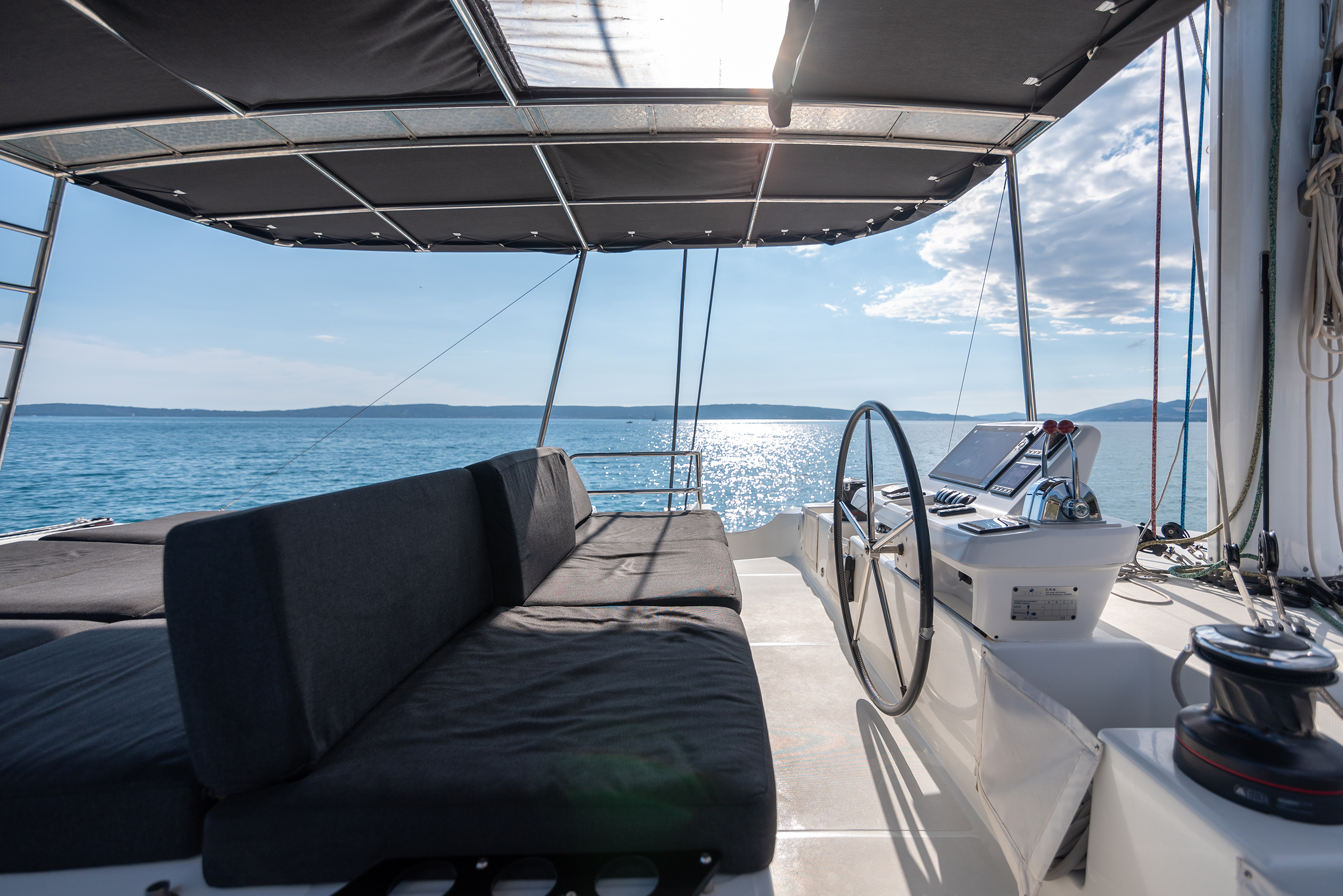 Lagoon 50 - 6 + 1 cab. — photo 9