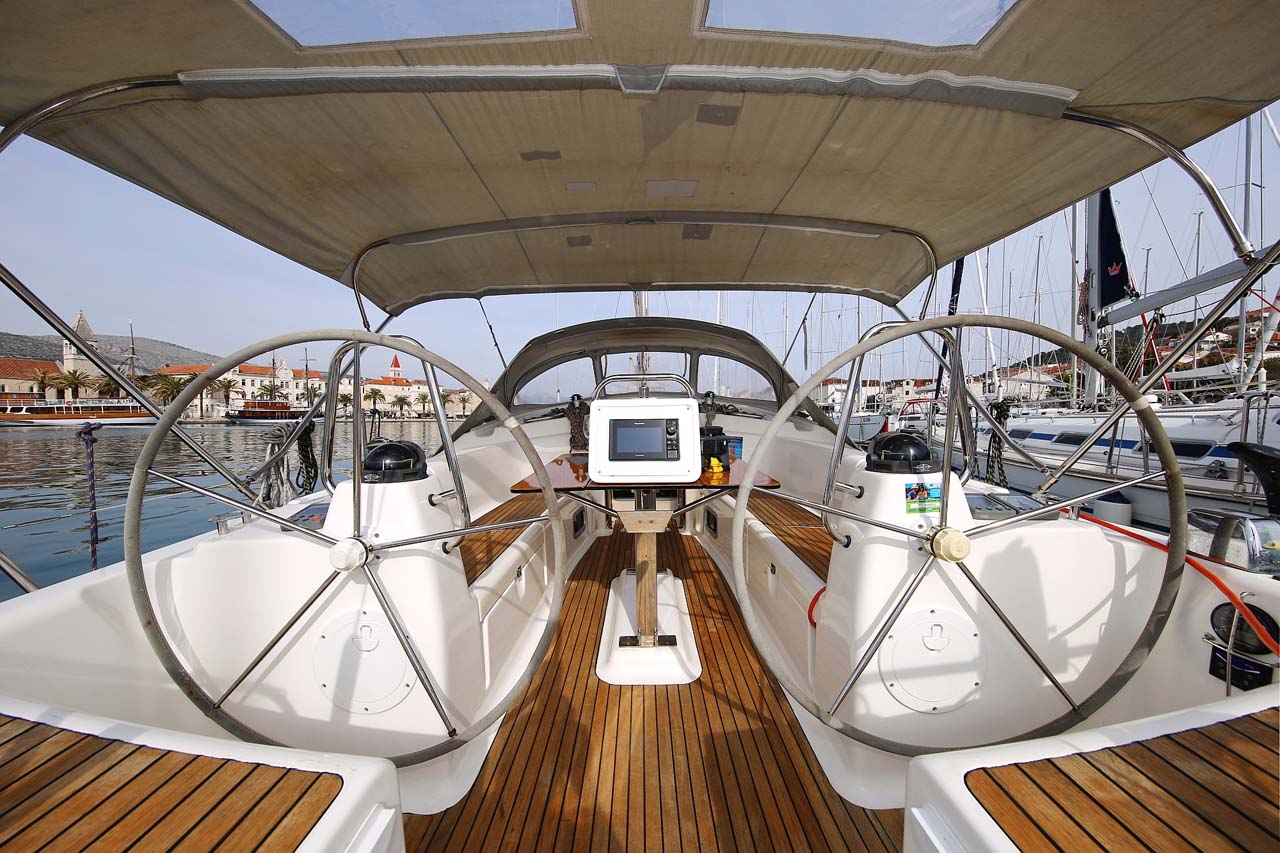 Bavaria 43 Cruiser — photo 5