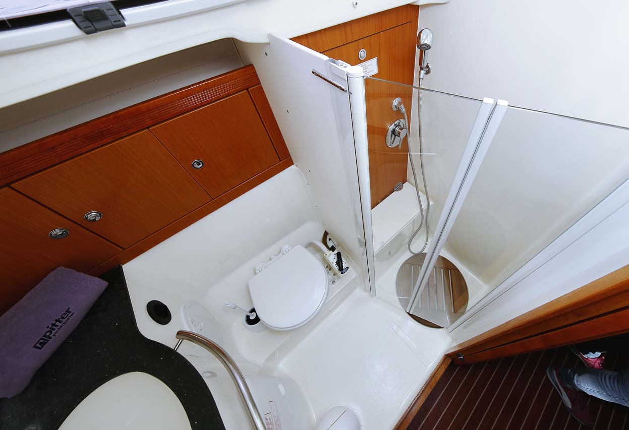 Bavaria 43 Cruiser — photo 18