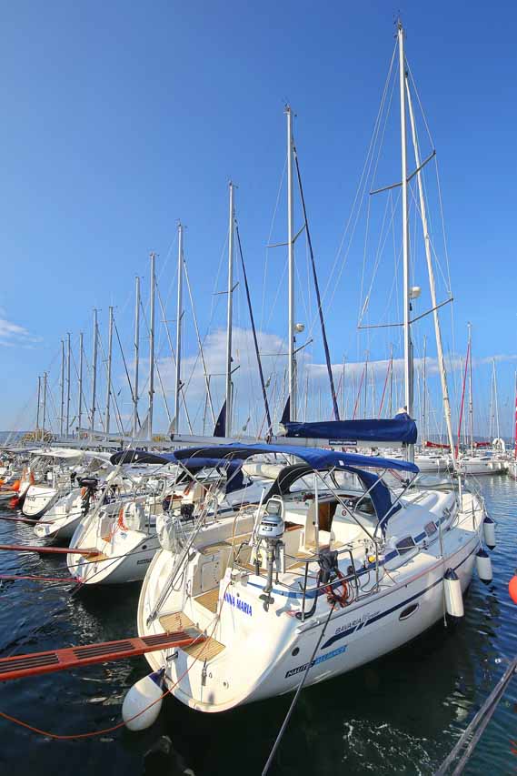 Bavaria 39 Cruiser — photo 3