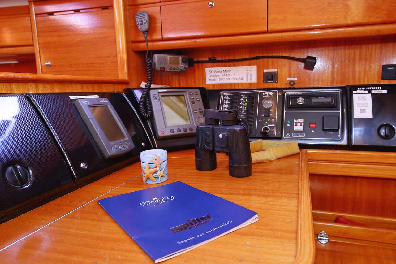 Bavaria 39 Cruiser — photo 12