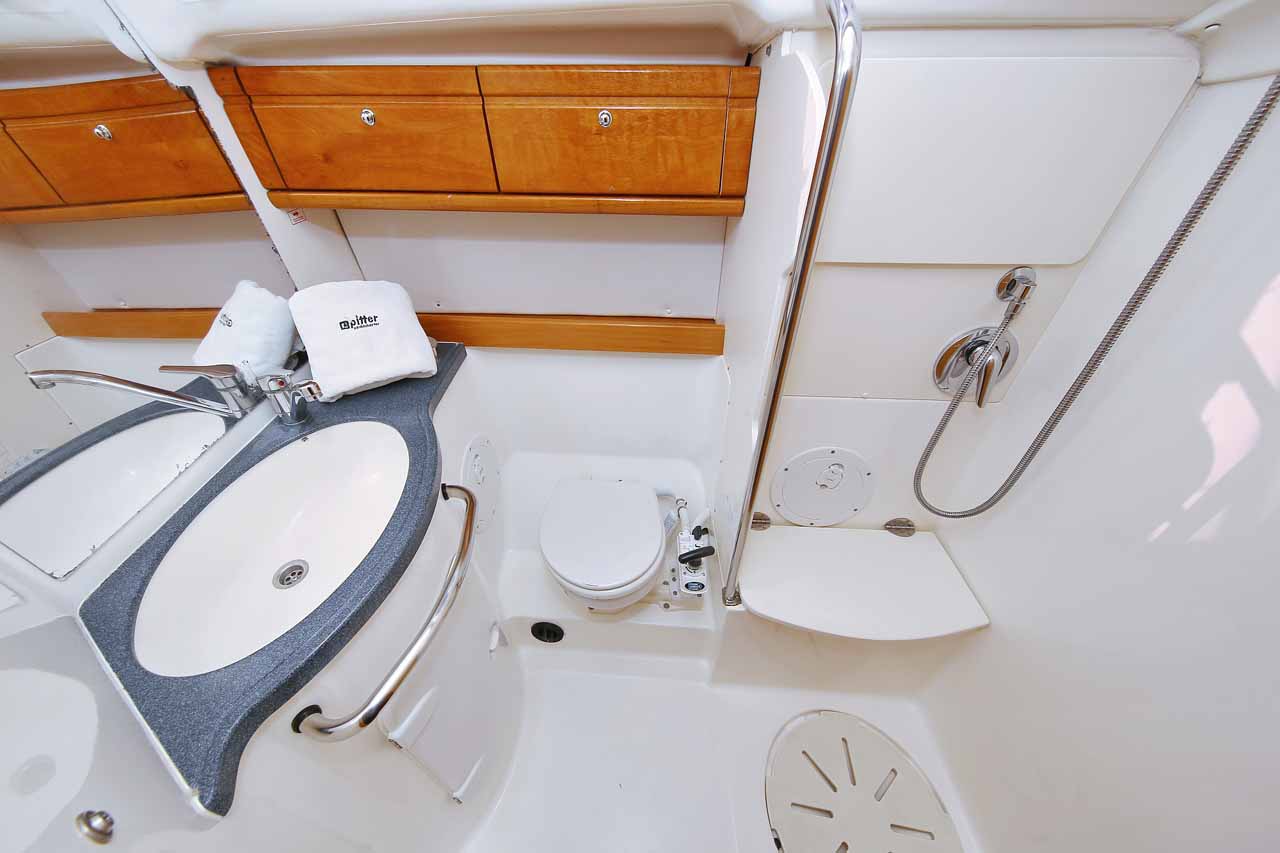 Bavaria 39 Cruiser — photo 22