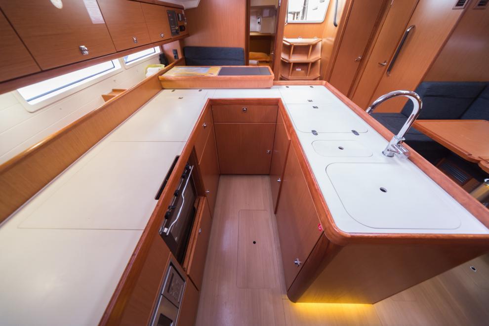 Bavaria Cruiser 56 - 5 + 1 cab. — photo 22