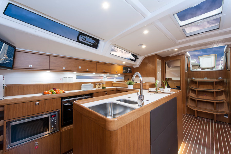 Bavaria Cruiser 56 - 5 + 1 cab. — photo 4