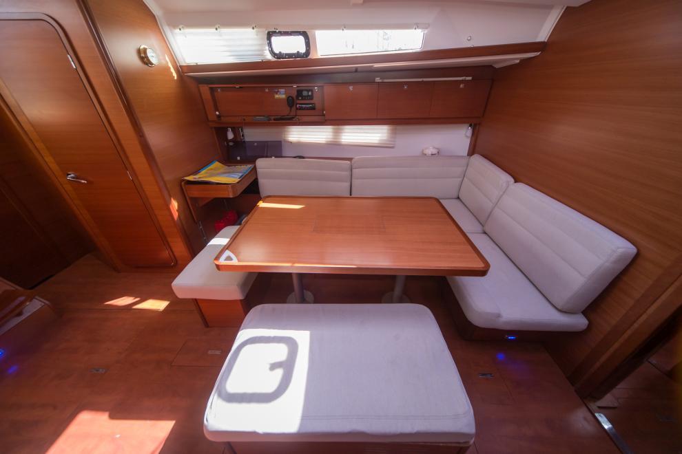 Dufour 460 GL — photo 7