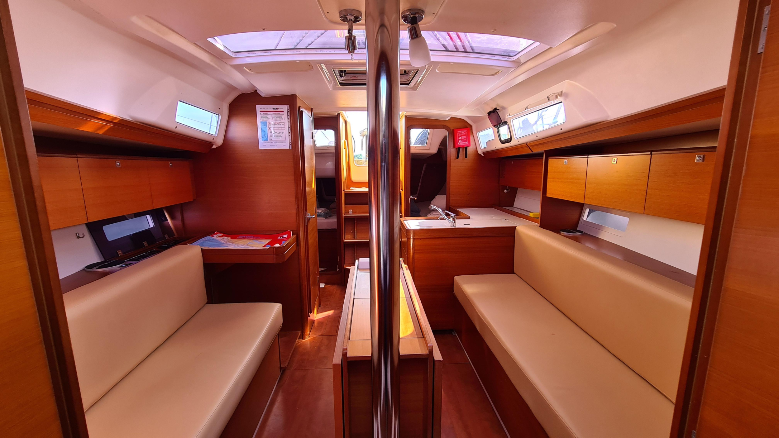 Dufour 350 GL — photo 8