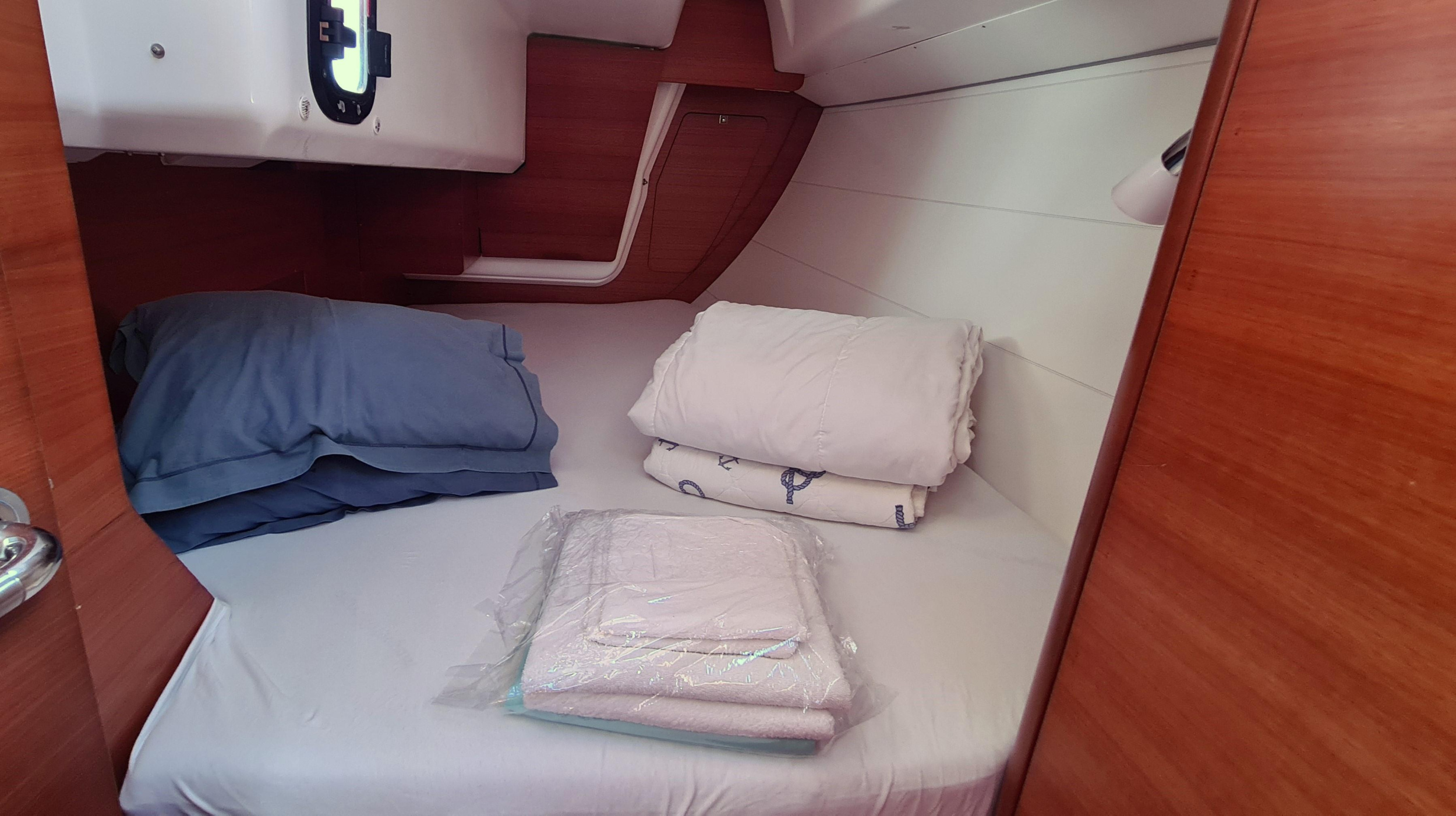 Dufour 350 GL — photo 12