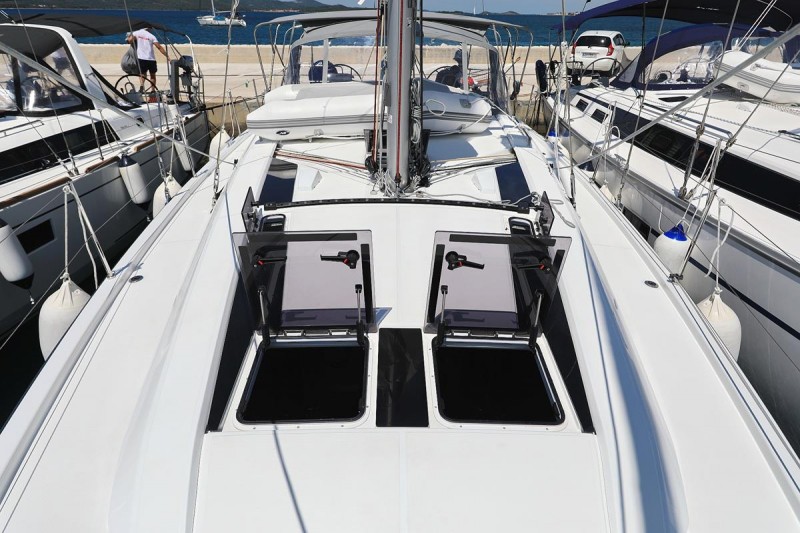 Oceanis 46.1 — photo 7