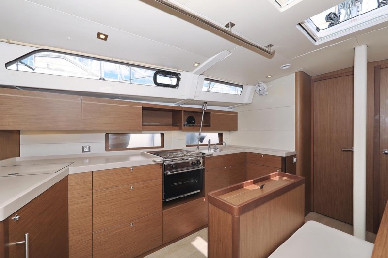 Oceanis 46.1 — photo 11